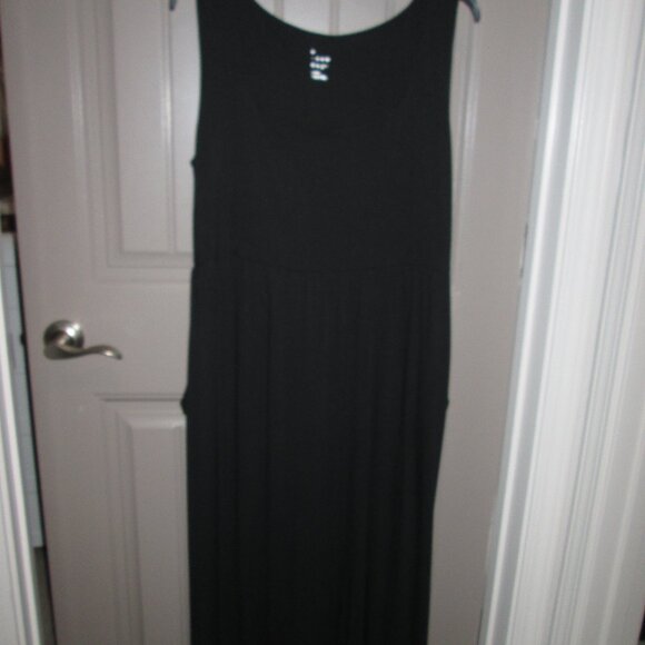 Women Maxie Black Dress, Sleeveless, A New Day, Size L w/:Pockets - Picture 1 of 6